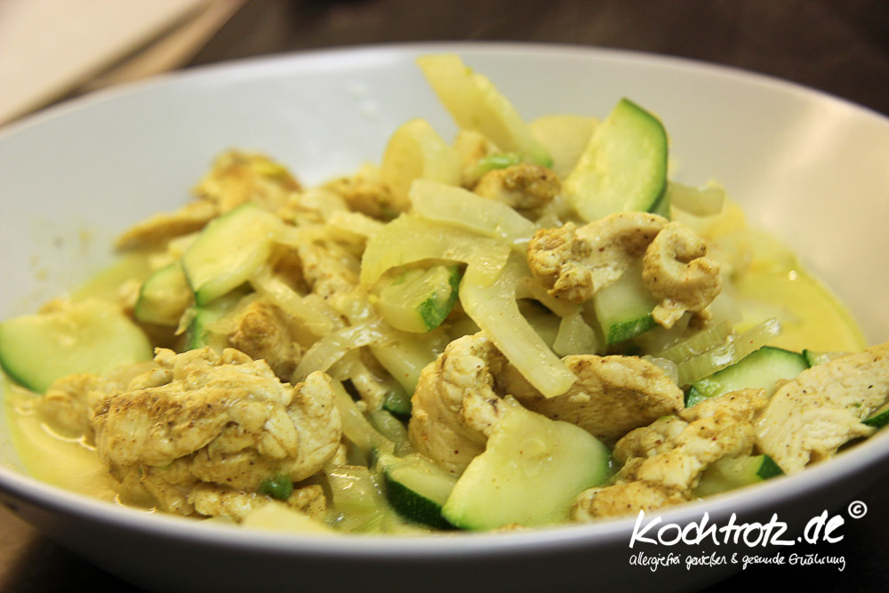 Hühnchen-Curry mit Fenchel und Zucchini