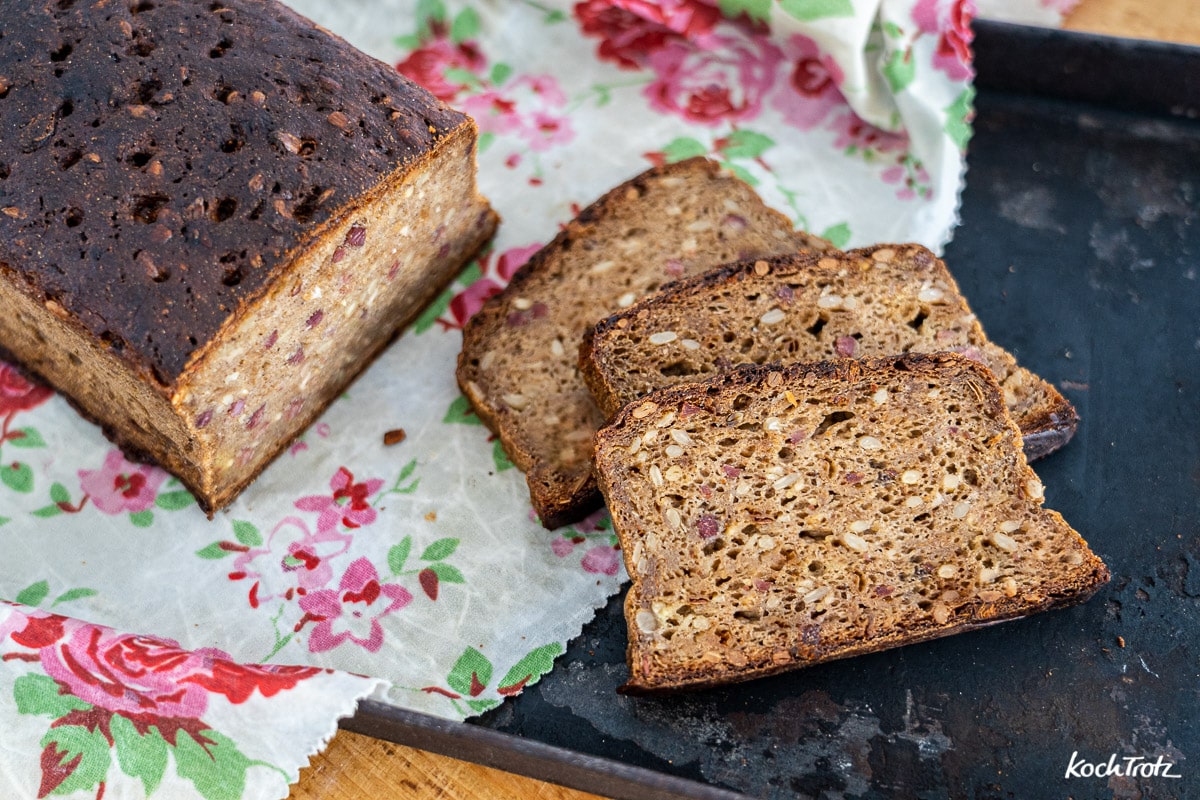 Mein bestes glutenfreies Vollkornbrot - locker, aromatisch, ohne Mehlmischung 9 herzhaftes glutenfreies Brot mit Bier | wie vom Bäcker | auch alkoholfrei | optional vegan