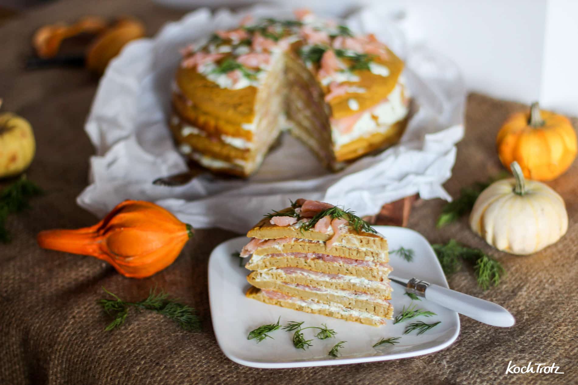 Kürbis-Pancake-Torte - toll für Parties und Buffets - glutenfrei, laktosefrei, nussfrei und sojafrei 7 Kuerbis Pancake Torte glutenfrei laktosefrei 4 1kochtrotzt-rezepte