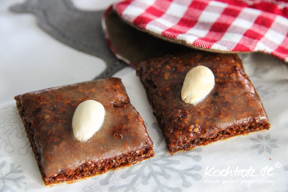 Lebkuchen - fructosearm, glutenfrei, vegan und allergiearm 1 Lebkuchen fructosearm glutenfrei 1 5 4kochtrotzt-rezepte