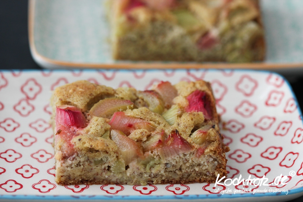 Rhabarberkuchen mehlfrei, milchfrei, fructosearm 1 Rhabarberkuchen mehlfrei milchrei fructosearm 1 3 6kochtrotzt-rezepte