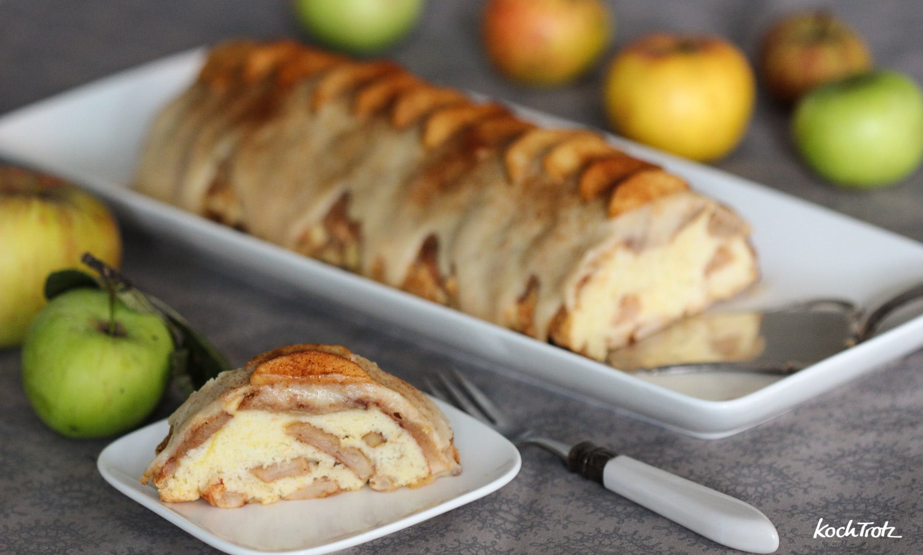 Apfelkuchen mal anders - mit 5 Zutaten - ohne Milchprodukte - optional glutenfrei 2 apfelkuchen mal anders 4 Zutaten auch glutenfrei 1 12 2kochtrotzt-rezepte