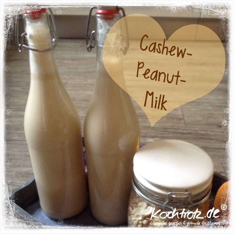Erdnuss-Cashew-Milch express - Rezept für Thermomix und normalen Mixer 4 cashew erdnuss milch 1 10kochtrotzt-rezepte
