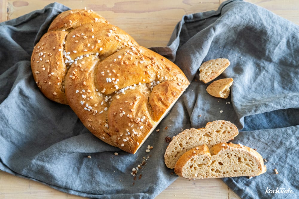 Hefezopf glutenfrei mit Hefewasser | Grundrezept süßer Hefeteig glutenfrei 5 hefezopf hefewasser glutenfrei 15 scaled 19kochtrotzt-rezepte