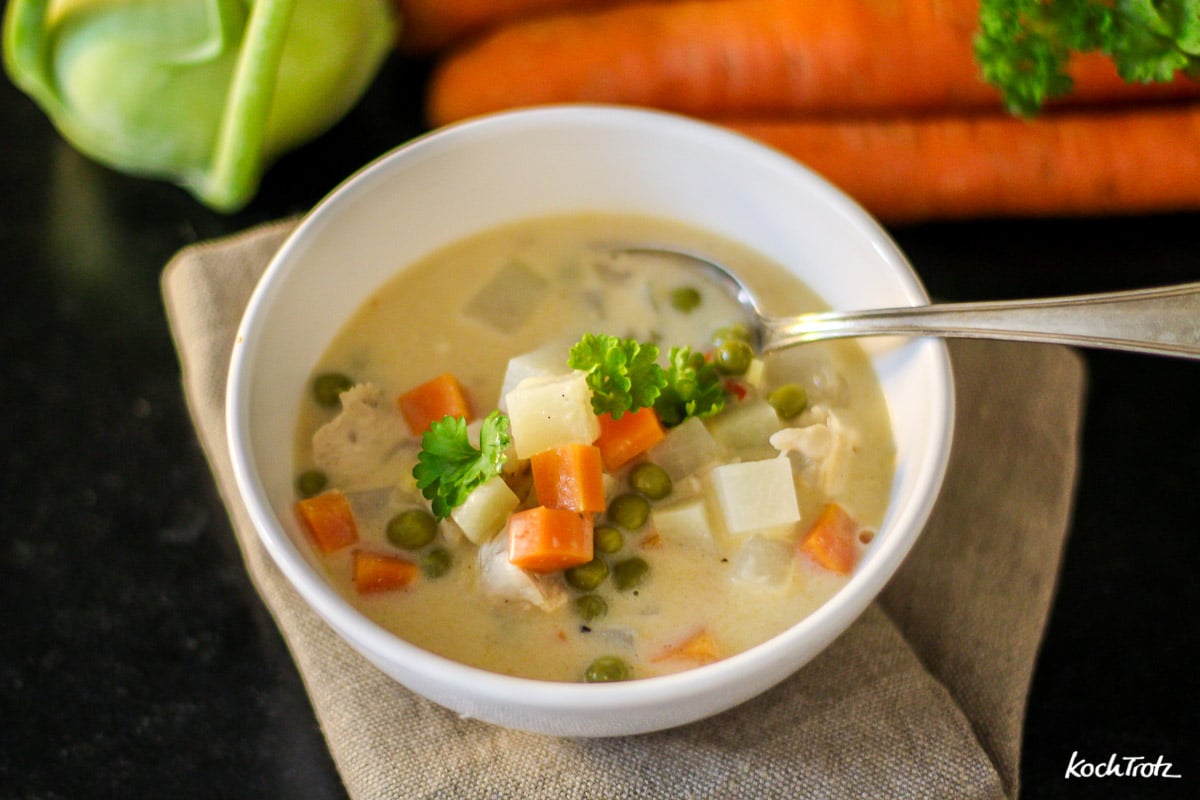 Kohlrabi-Karotten-Erbsen-Eintopf oder auch Frikassee für Arme genannt ;) 4 kohlrabi karotten erbsen eintopf 3kochtrotzt-rezepte