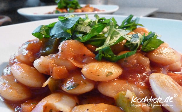 Mediterraner Eintopf mit Jumbo-Bohnen 1 kt f mediteraner eintopf jumbobohnen 4kochtrotzt-rezepte