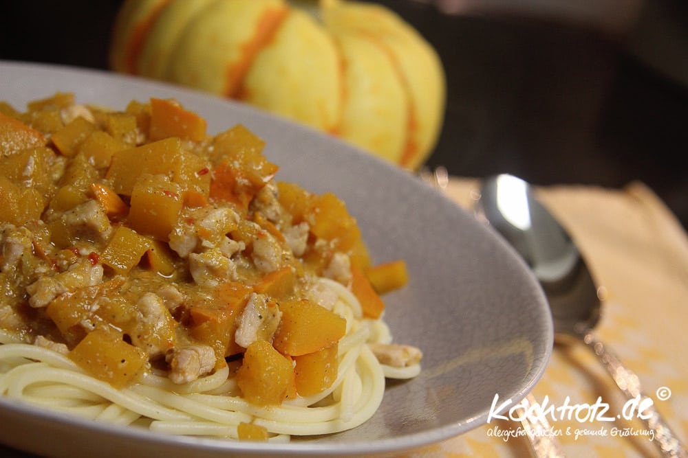 Spaghetti mit Kürbis-Bolognese - fructosarm und glutenfrei 1 kuerbis bolognese fructosearm 1 4kochtrotzt-rezepte