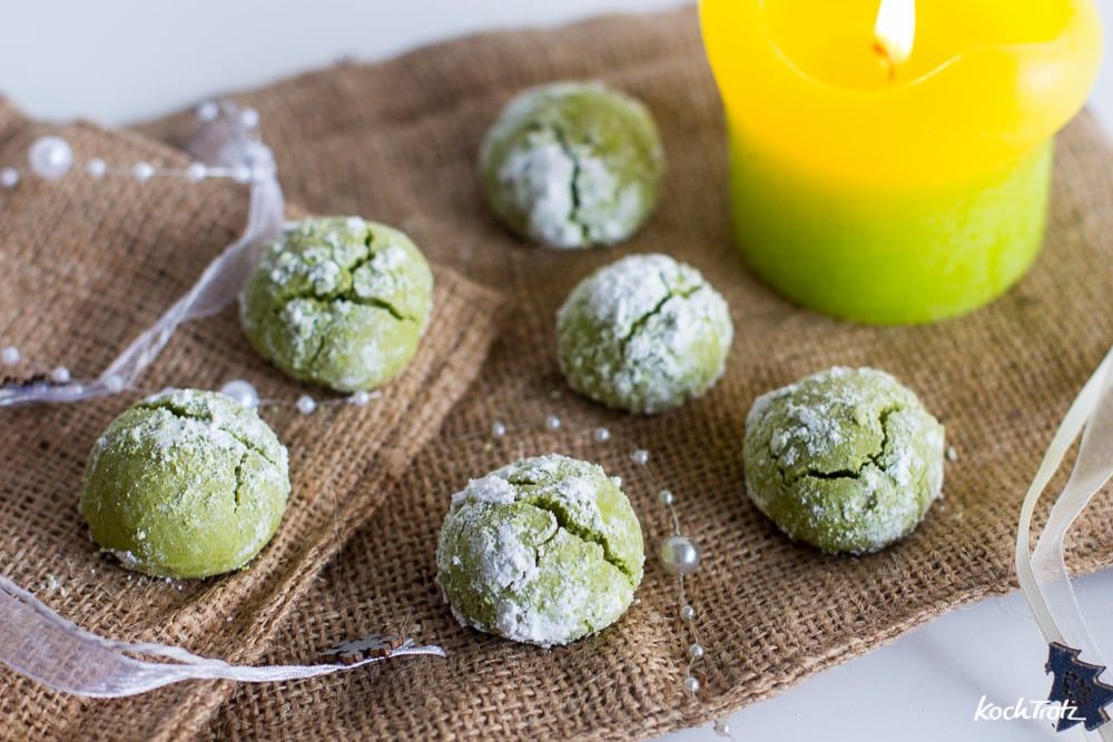 Matcha Crinkle Cookies 3 matcha crinkles glutenfrei laktosefrei histaminarm 2 4kochtrotzt-rezepte