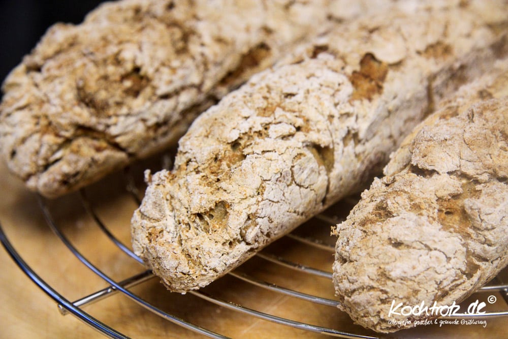 glutenfeie rustikale Baguettes - Quinoa-Sonnenblumen-Sauerteig 2 quinoa sauerteigbrot glutenfrei rezept kochtrotz 1 26 4kochtrotzt-rezepte