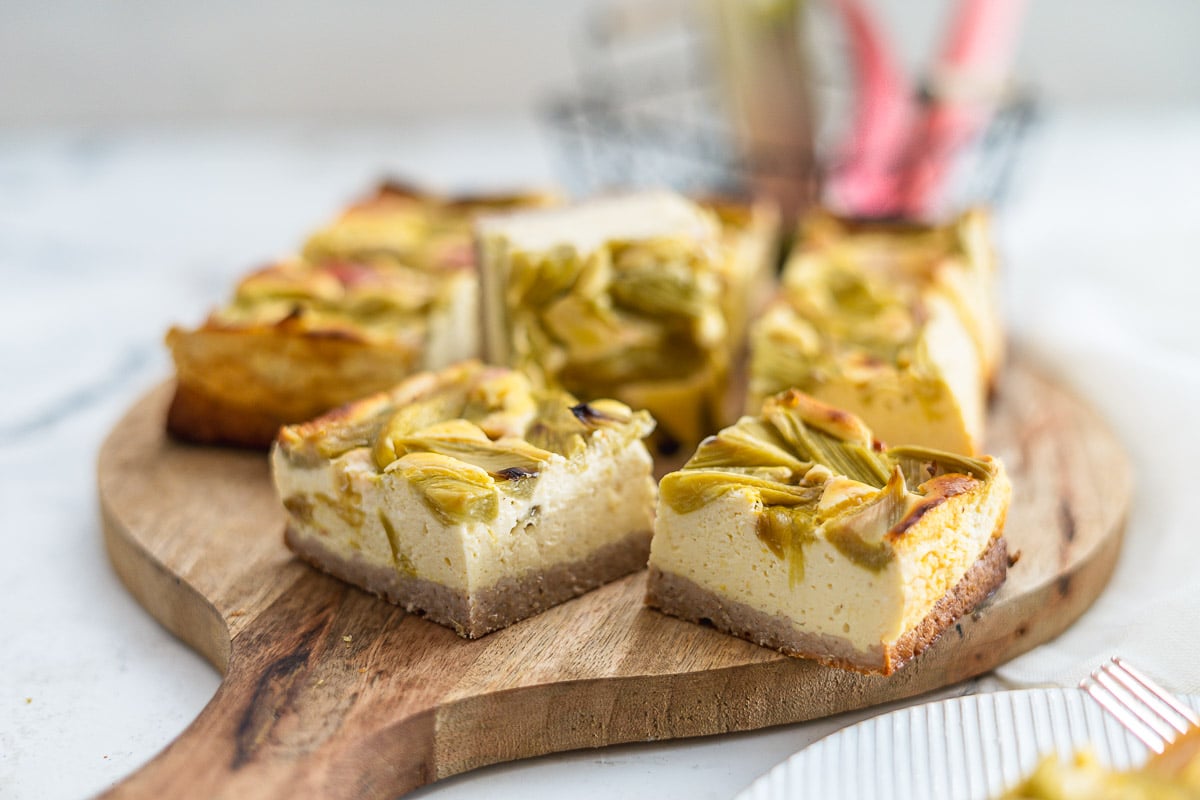 Cremiger Rhabarber-Käsekuchen 4 rhabarer kaesekuchen zuckerfrei rezept 11 28kochtrotzt-rezepte