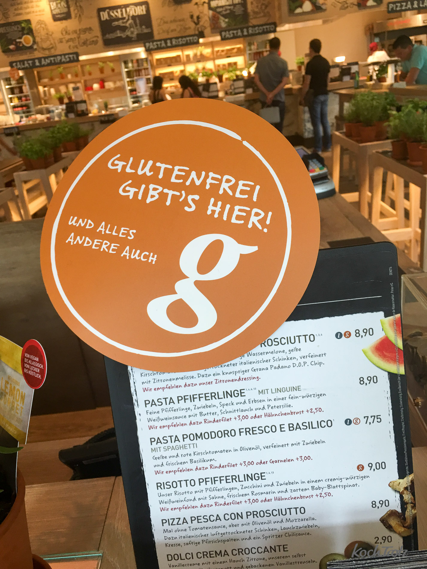 Wir waren bei VAPIANO schlemmen - glutenfreie Pizza und Pasta bundesweit - eine neue Speisekarte - großes laktosefreies, vegetarisches und veganes Angebot - mein ausführlicher Erfahrungsbericht mit QuickGuide 36 vapiano-glutenfreies-pizza-und-pasta-angebot-erfahrungsbericht2016-6