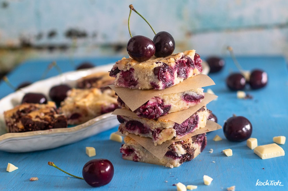 Weiße Schokoladen-Kirsch-Blondies 5 weisse schokolade kirsch blondie 19kochtrotzt-rezepte
