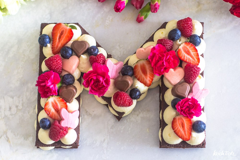 Muttertagstorte | einfacher Letter Cake ohne Backen | mit vielen Varianten 1 Muttertagstorte | Letter Cake ohne backen | glutenfrei