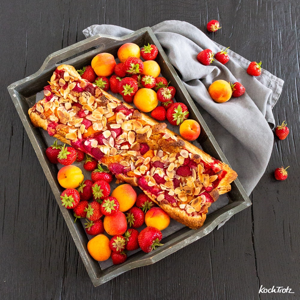 Frangipane Tarte mit Erdbeeren und Aprikosen 2 Frangipane Tarte mit Aprikosen und Erdbeeren | auch glutenfrei