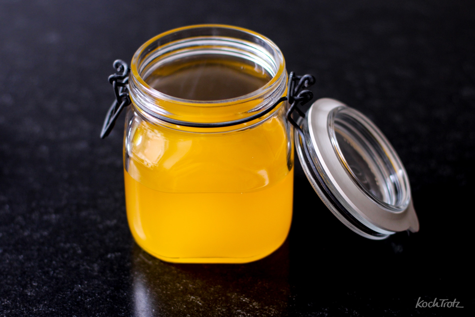 Knusprige, blättrige Fladenbrote aus der Pfanne - ohne Backtriebmittel 10 Ghee selbst herstellen