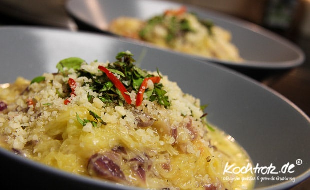 Kürbis-Spaghetti mit Parmesan Kürbis-Spaghetti mit Parmesan