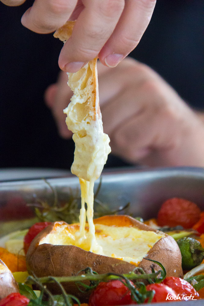 Gebackene und gefüllte Süßkartoffeln mit Ofengemüse | unglaublich lecker