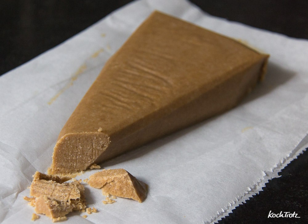 Vegane Alternative für Parmesan am Stück - nussfrei | sojafrei | glutenfrei | milchfrei 2 Rezept veganer Parmesan am Stück | sojafrei | nussfrei | glutenfrei | lässt sich reiben und schmilzt | Käse-Alternative