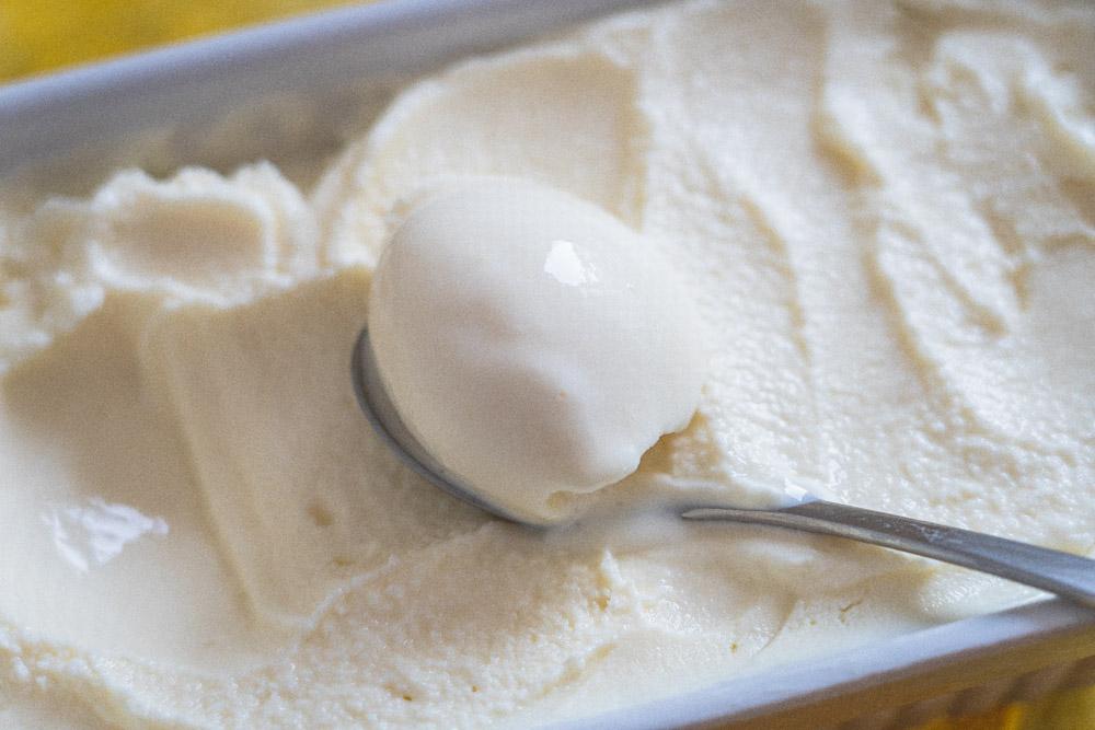 Frozen Joghurt Zitrone -Eisrezept auch vegan laktosefrei