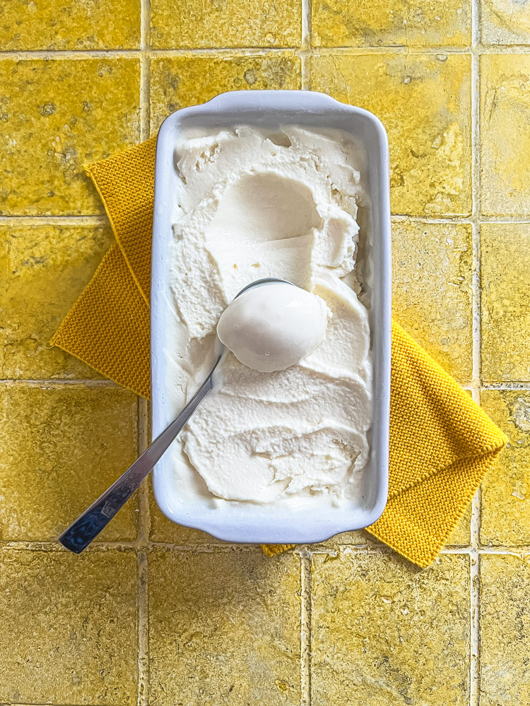 Zitronen-Frozen-Joghurt-Eis selber machen