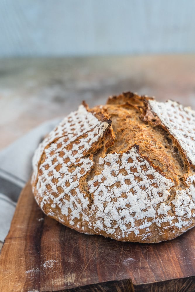 Einfaches Sauerteigbrot ohne Kneten | Anleitung für Sauerteig 5 einfaches Rezept für Sauerteigbrot ohne Kneten