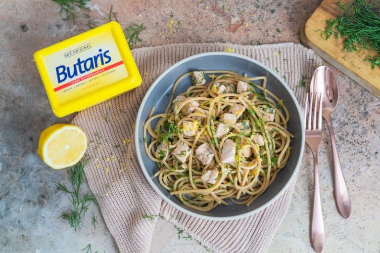 Pasta mit Lachs, Zitrone und Dill und Butaris Butterschmalz