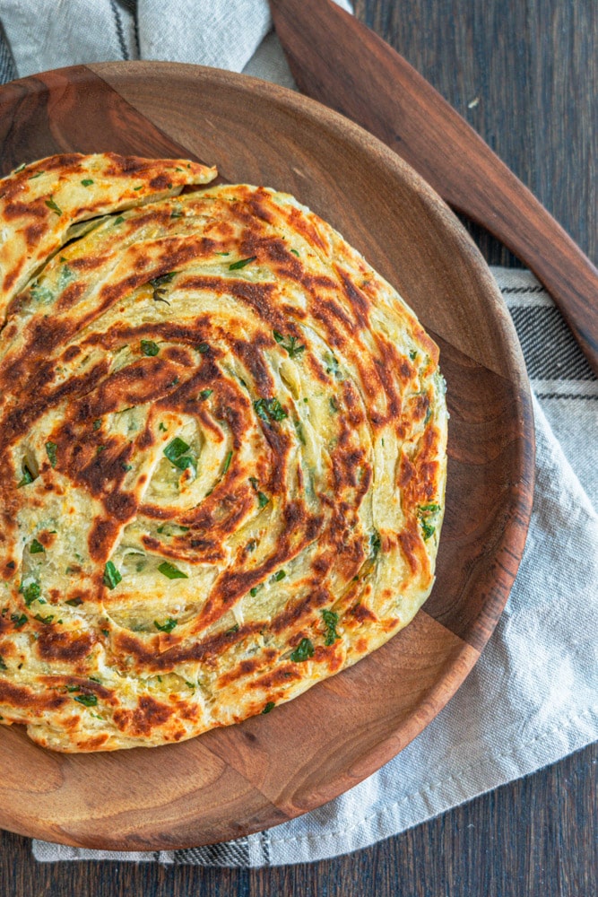 Knusprige, blättrige Fladenbrote aus der Pfanne - ohne Backtriebmittel 7 faldenbrote aus der pfanne indische paratha rezept 11kochtrotzt-rezepte