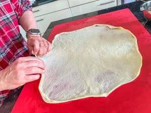 Knusprige, blättrige Fladenbrote aus der Pfanne - ohne Backtriebmittel 13 fladenbrote aus der pfanne indische paratha zubereitung teig aufrollen 1kochtrotzt-rezepte