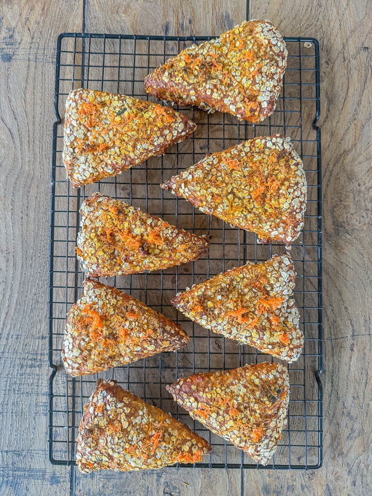 Schnelle Karotten-Brötchen - super einfach, ohne Hefe 7 schnelle Karotten-Brötchen ohne Hefe, einfach Karotten-Ecken