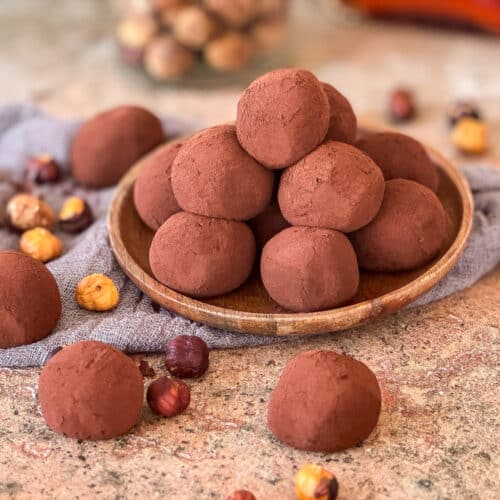 tiramisu-baci-tiramisu-kugeln-kuesschen-rezept-4 einfaches Rezept Tiramisu Baci | Tiramisu Kugeln mit 5 Zutaten | Tiramisu Küsschen