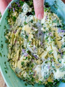 Meine beste selbstgemachte Kräuterbutter 19 Meine beste selbstgemachte Kräuterbutter - einfaches Rezept