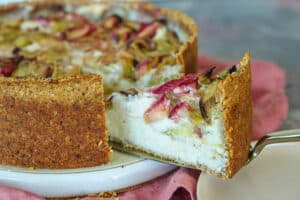 Rhabarber 40 einfaches Rezept Rhabarber-Joghurt-Käsekuchen ohne Mehl, ohne Ei