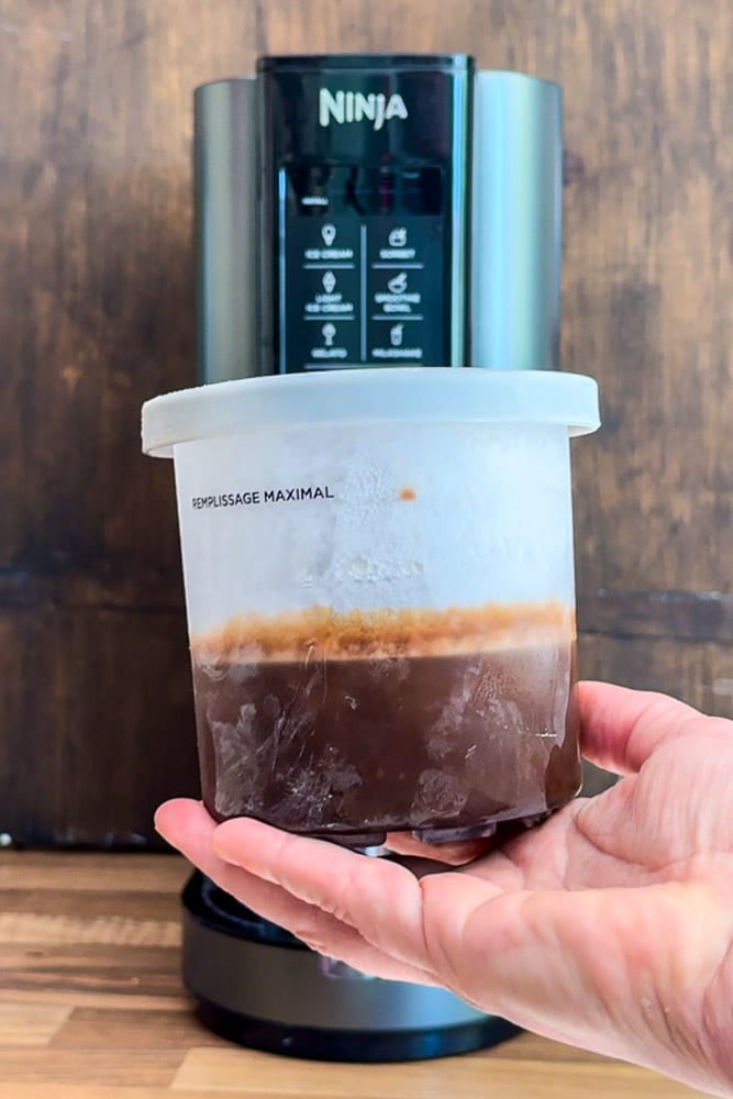 Cremiger Eiskaffee mit der Ninja Creami Eismaschine 5 cremiger Eiskaffee mit der Ninja Creami Eismaschine