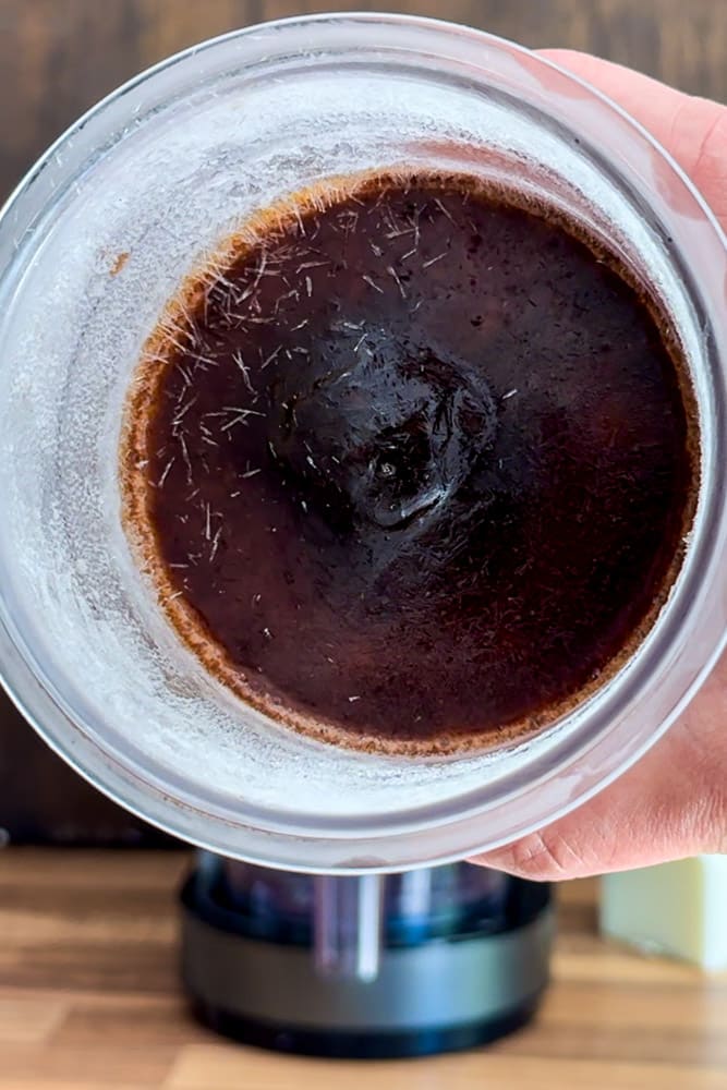 Cremiger Eiskaffee mit der Ninja Creami Eismaschine 6 cremiger Eiskaffee mit der Ninja Creami Eismaschine