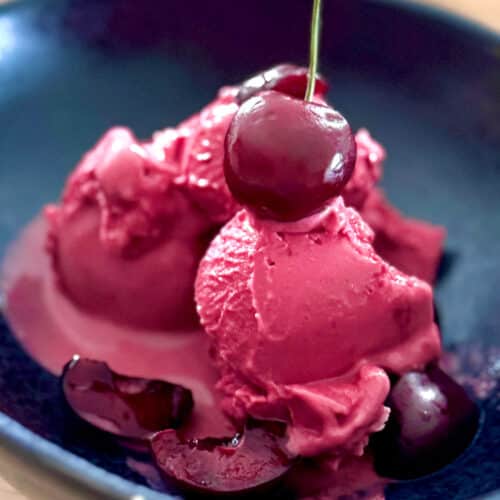 kirsch-cremiges veganes Kirsch-Kokos-Eis Ninja Creami-eis-rezept-ninja-creami-4 cremiges veganes Kirsch-Kokos-Eis Ninja Creami