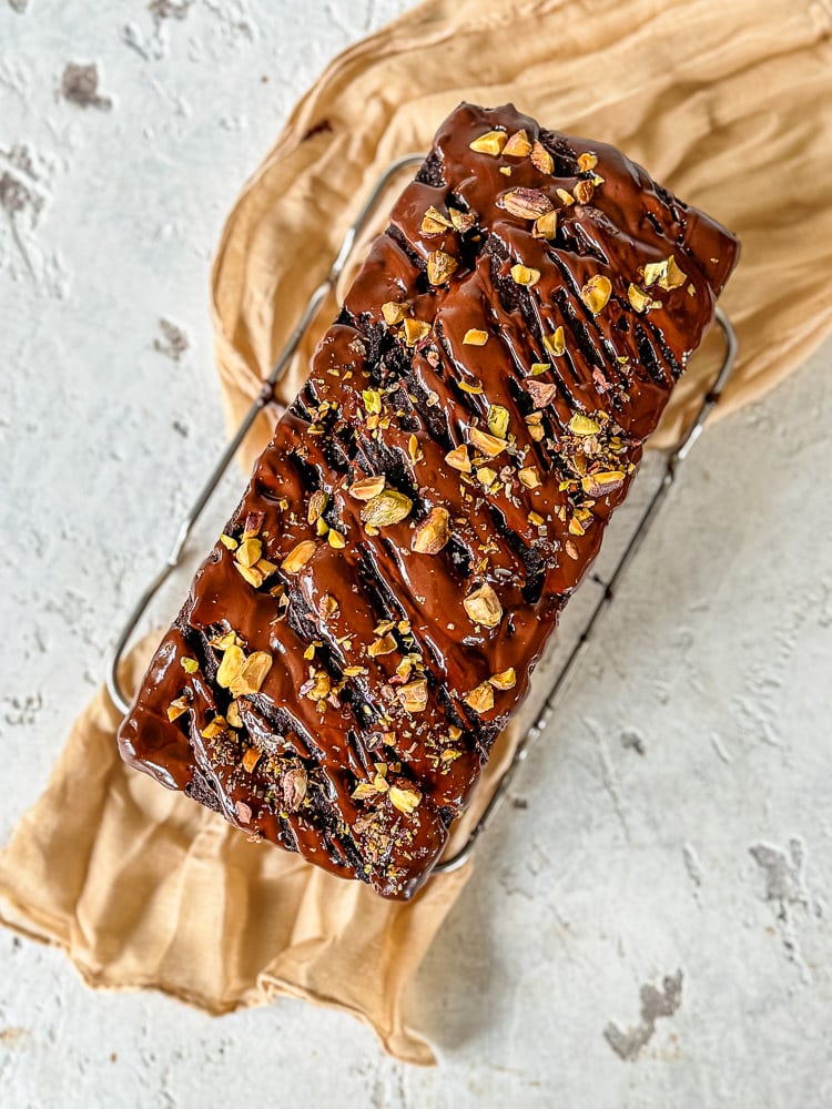 Mixer-Kuchen: Kürbis-Schoko-Kuchen - einfach, schnell, gesund und darmfreundlich 6 Mixerkuchen - einfacher Kürbis-Schoko-Kuchen, darmfreundliches Rezept