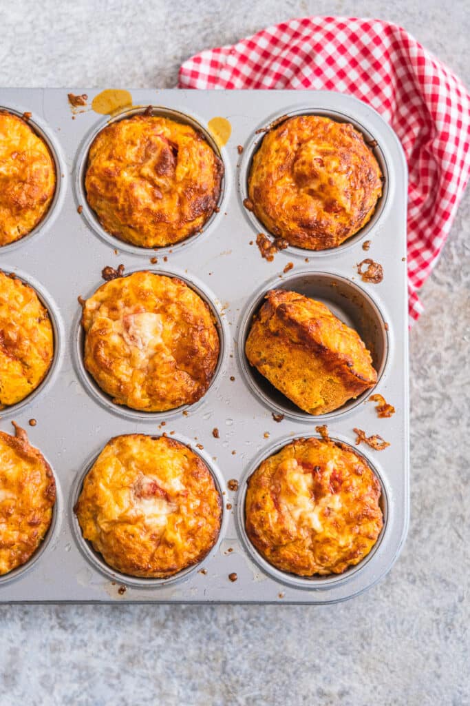 Schnelle Pizzamuffins mit Hafermehl – ohne Hefe! 4 Pizza-Hafer-Muffins glutenfrei Rezept