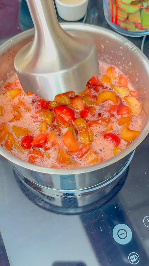 Erdbeer-Rhabarber-Marmelade – Flohmelade – Grundrezept 7 Flohmelade - Rezept Erdbeer-Rhabarber-Marmelade ohne Gelierzucker