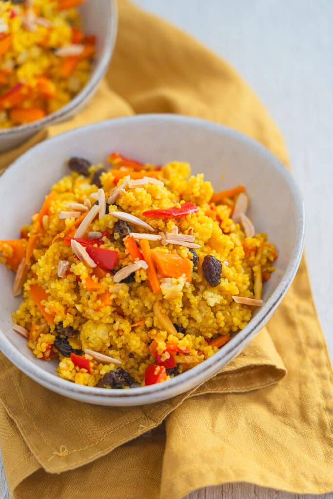 Orientalischer Couscous-Salat – in 15 Minuten fertig & glutenfrei 6 Orientalischer Couscous-Salat Rezept
